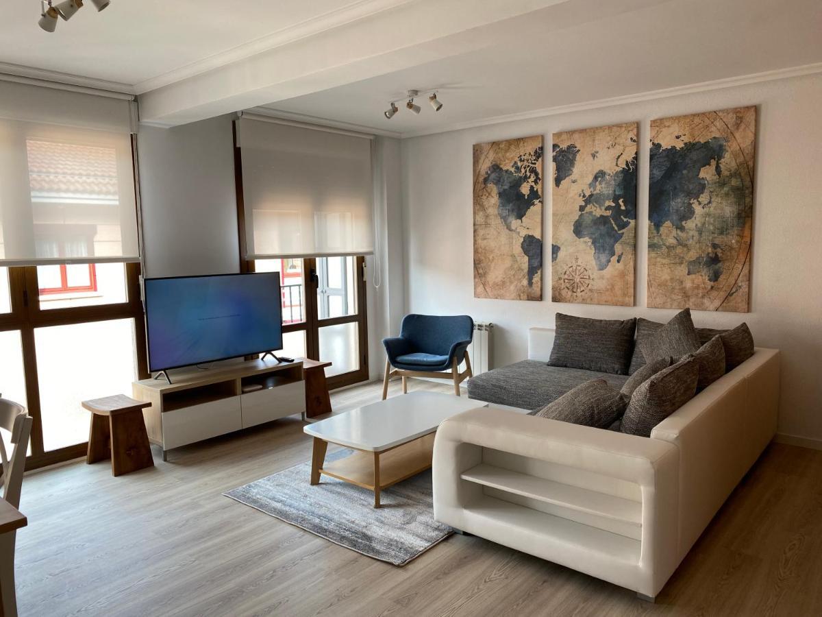 Precioso Apartamento A Estrenar En El Centro De Ezcaray 6-8 Pax Ngoại thất bức ảnh